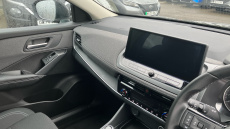 Nissan Qashqai 1.3 DiG-T MH Acenta Premium 5dr Petrol Hatchback